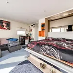 보트호텔 Cozy Floating House With Sauna 탈린
