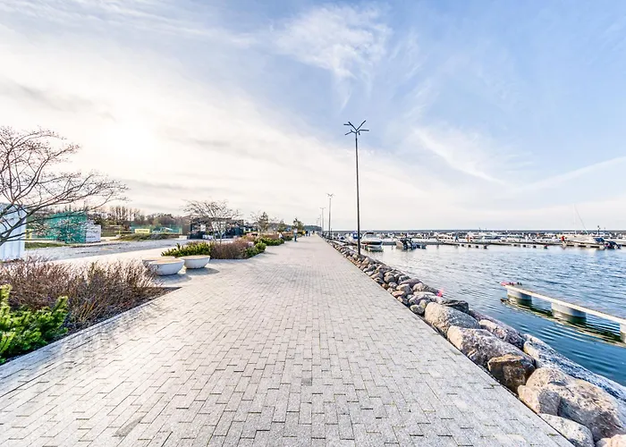Båthotell Cozy Floating House With Sauna *